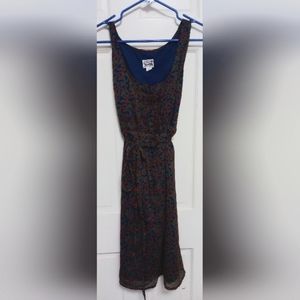 Converse One Star Size Large Floral Print Dress Sleeveless Midi Ruffle Detail